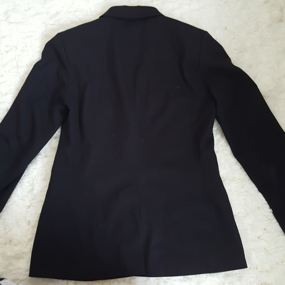 Basic Black Blazer - Picture 2 of 2